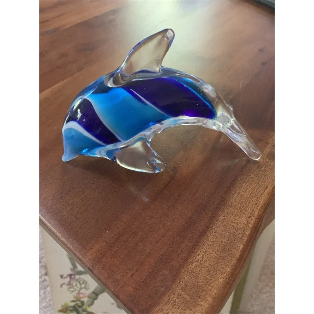 Glass Dolphin Figurine Paperweight Ocean Nautical Sea Home Decor Beautiful Blue